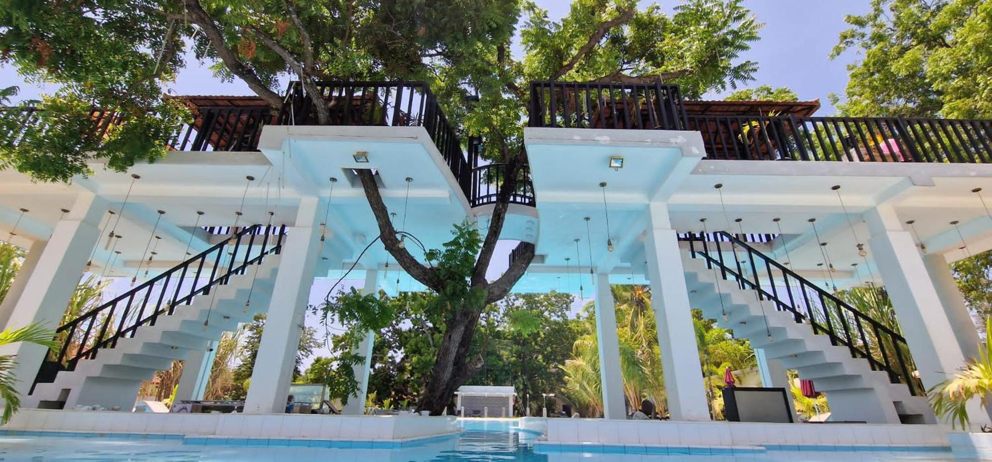 Lucky Beach Resort Trincomalee Buitenkant foto