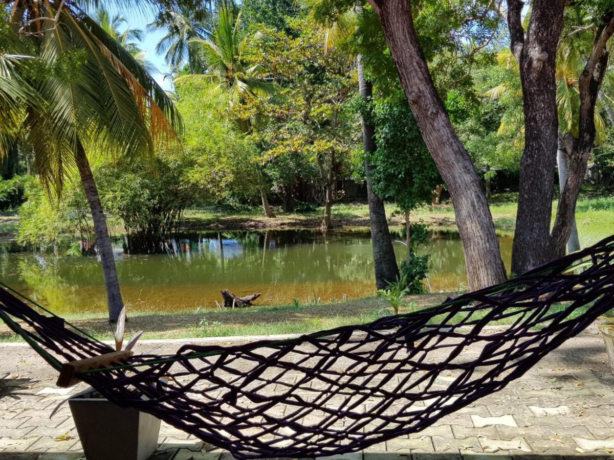 Lucky Beach Resort Trincomalee Buitenkant foto